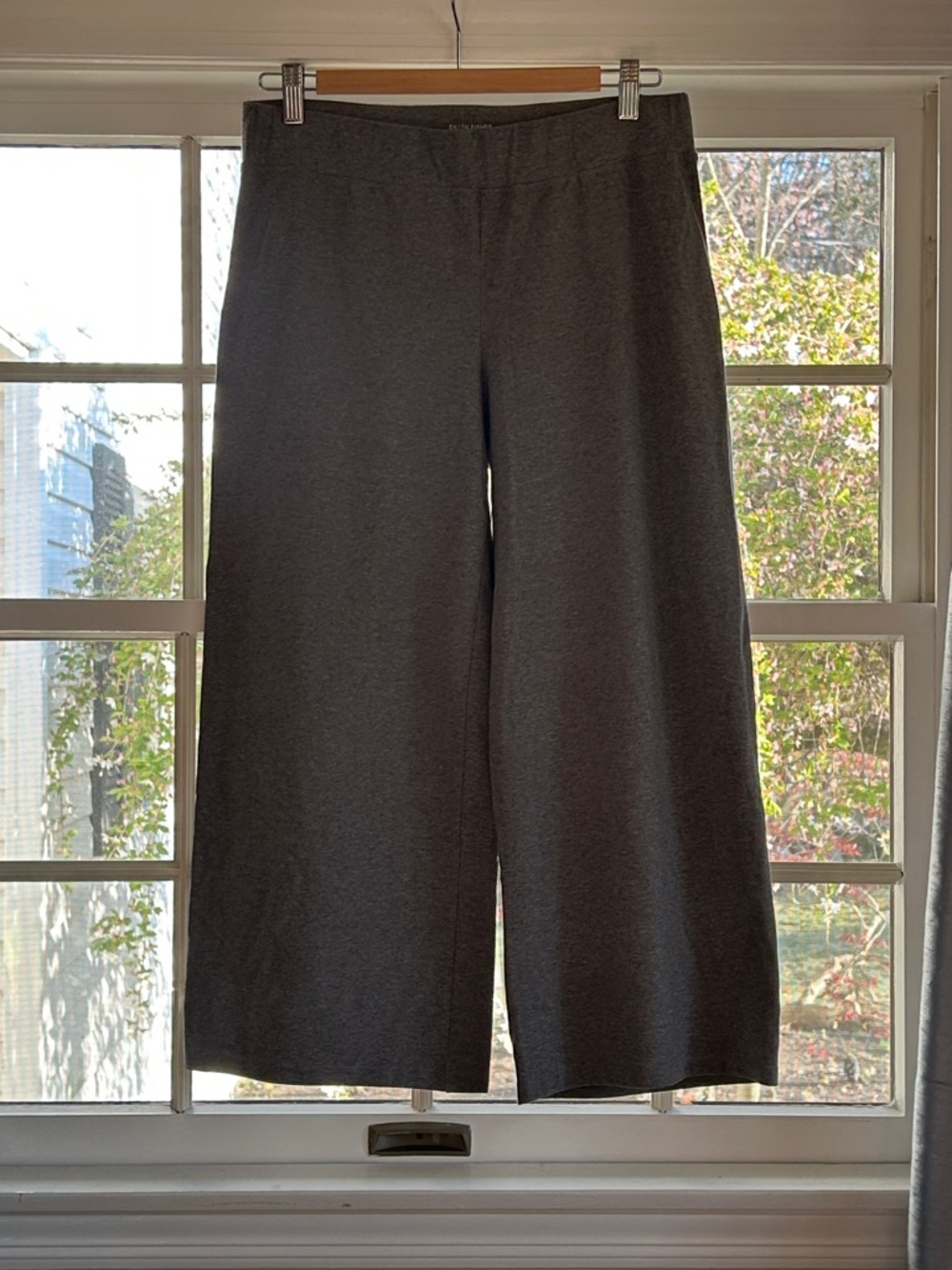 Eileen Fisher Gray Knit Pull-On Pant
